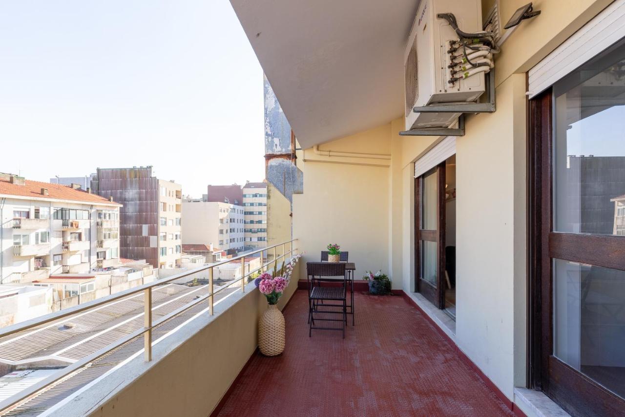 Host Wise - Trendy Bright Flats With Jacuzzi - 5 Min Beach Matosinhos  Exterior foto